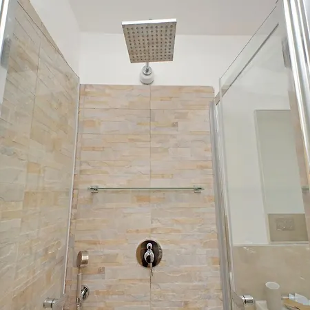 Doria Apartment *