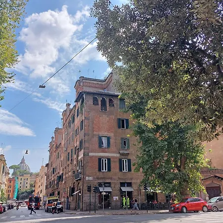 Doria Apartment *